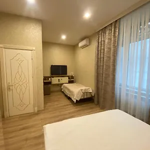 فندق Midcity, باكو